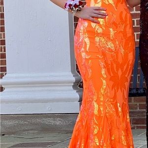 Jovani sleeveless long sequined prom dress. Beautiful in color and fit. Size 2
